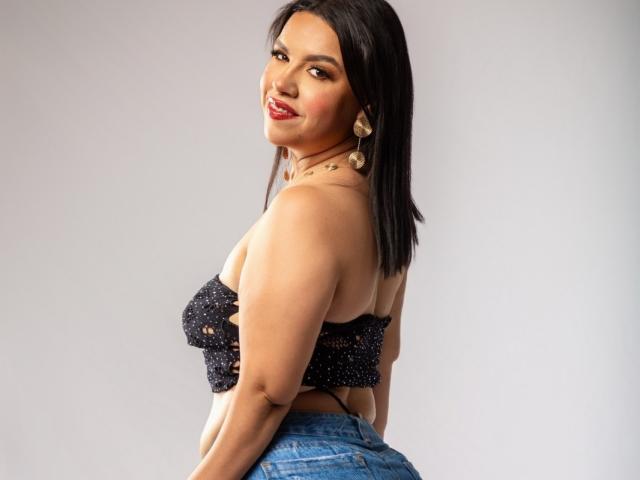 AlannaSloppy - Live porn &amp; sex cam - 30643982