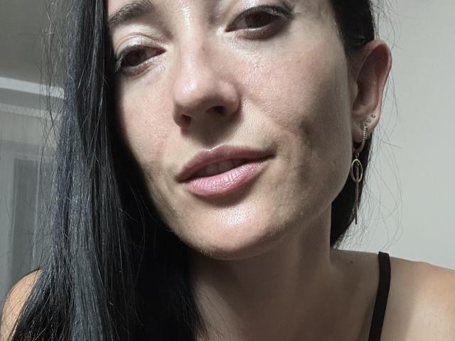 BellaJulls - Live porn &amp; sex cam - 30645488