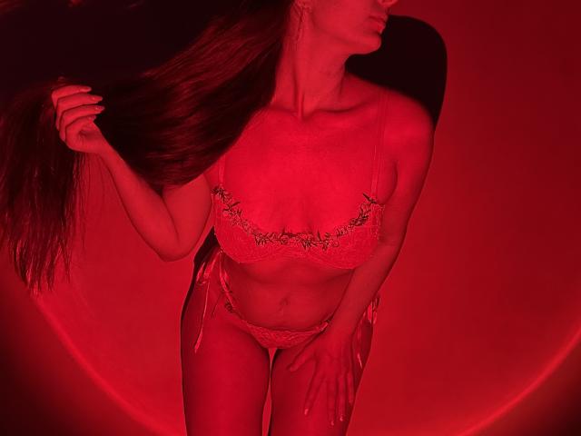 Tisia - Live sex cam - 30645998