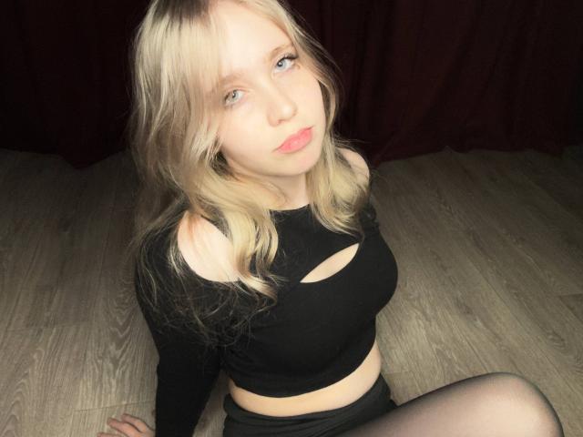 TiffaniMacandog - Sexe cam en vivo - 30646193