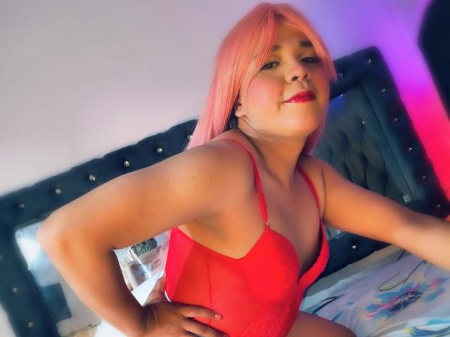 EmilyCavendish - Live Sex Cam - 30648950