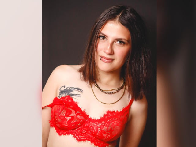MaryCruzz - Live Sex Cam - 30650984