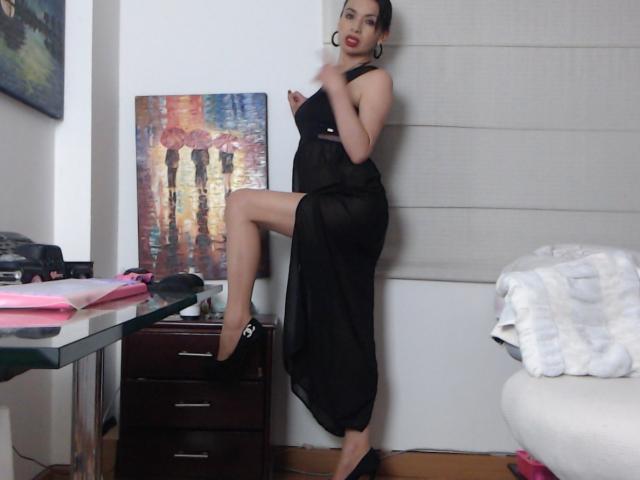 AfroditaRgenis - 라이브 포르노 &amp; 섹스 캠 - 30651590