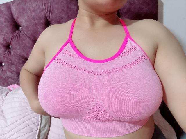 MiaDuboisX - Live Sex Cam - 30652337