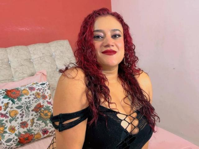 VictoriaBlake - Live porn &amp; sex cam - 30654857