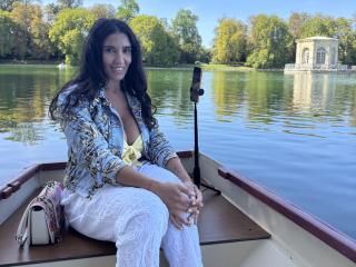 SamiaKhalifa Live Chat on XLoveCam