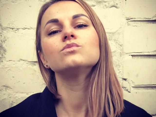BelleLisaG - Sexe cam en vivo - 30661427