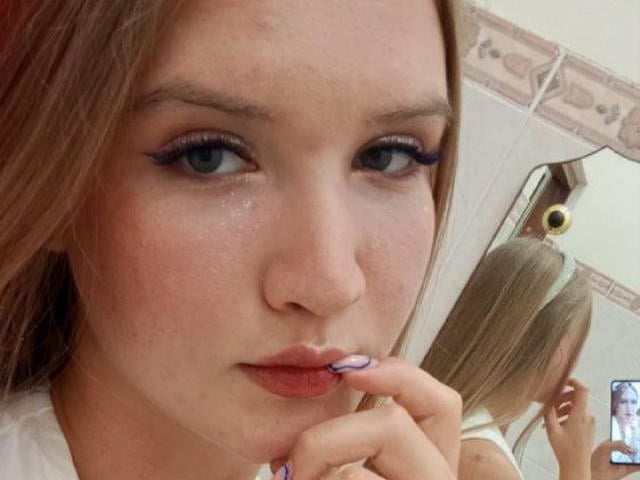 EliseChristain - Sexe cam en vivo - 30663086