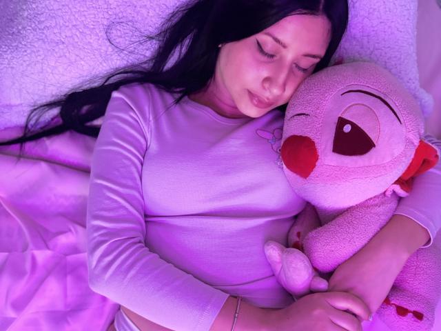 LucyGrey69 - Élő pornó és szexkamera - 30664190