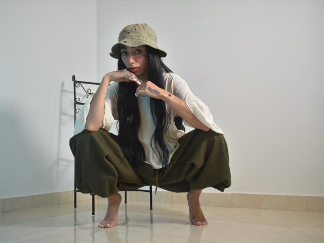 CleoZapata - Live sex cam - 30671777