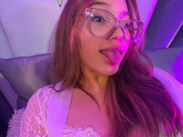ElodieGardner - Live porn &amp; sex cam - 30671870