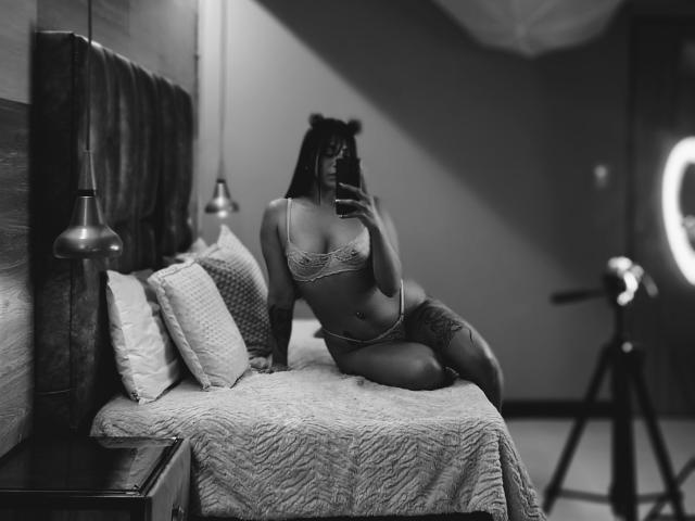 Amberv - Live porn &amp; sex cam - 30672608