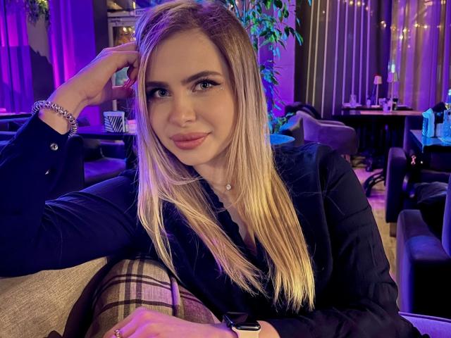 TressieBlasetti - Élő pornó és szexkamera - 30674264