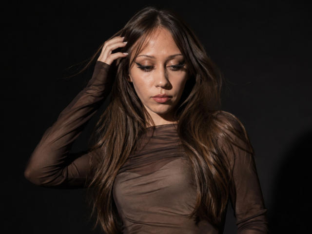 GillianSerrao - Live porn &amp; sex cam - 30676799