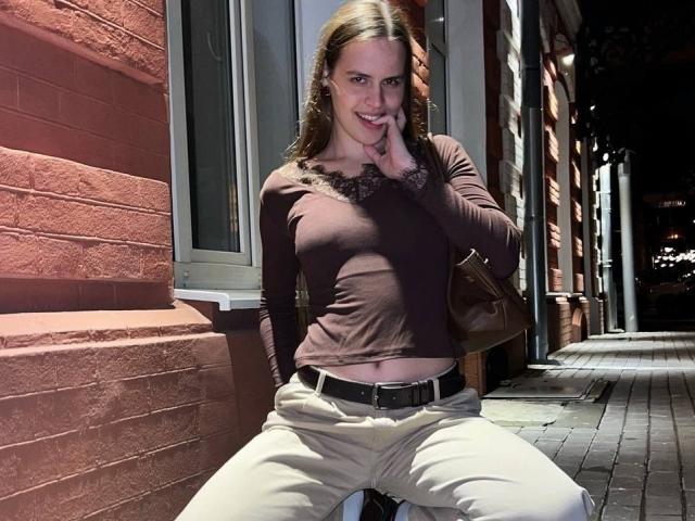 SandiWimbs - Live porn &amp; sex cam - 30677294