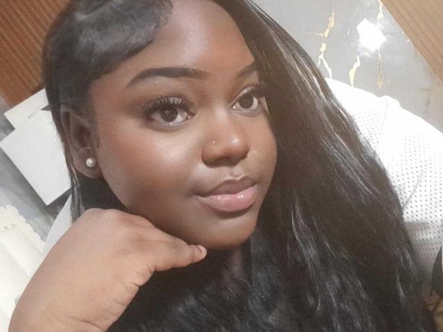 SweetYummyChocolate - Sexe cam en vivo - 30681590