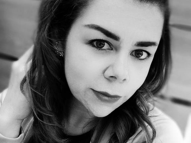 EmiliaMilf - Live sex cam - 30682118