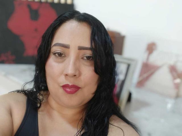 AmberMoretti - Live porn &amp; sex cam - 30682559