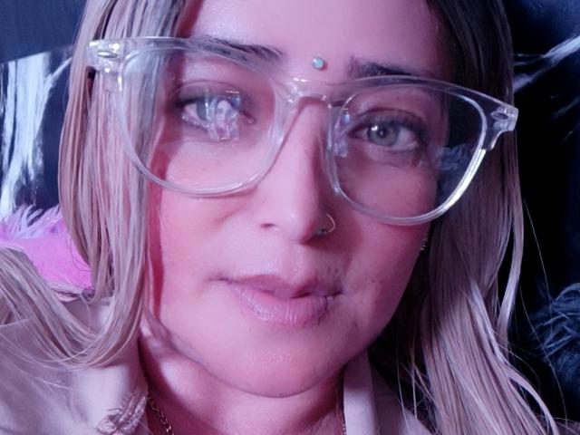 AlessadraJoness - Live porn &amp; sex cam - 30683315