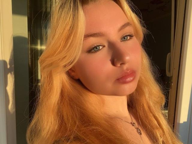 MoiraKlammer - Live porn &amp; sex cam - 30686789