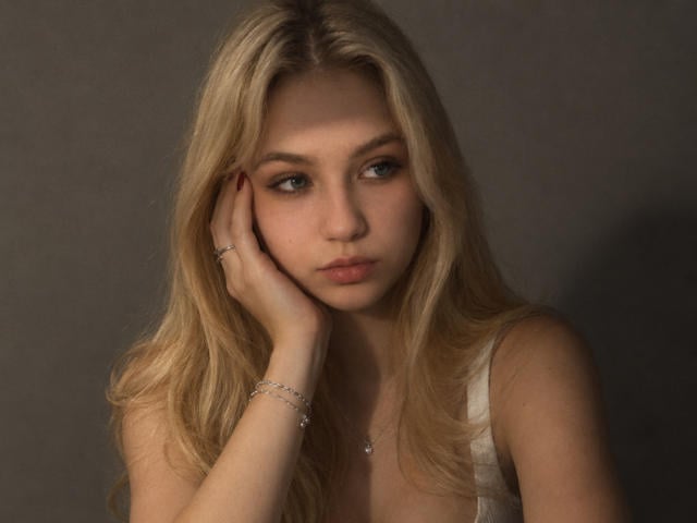 MoiraKlammer - Live porn &amp; sex cam - 30686816