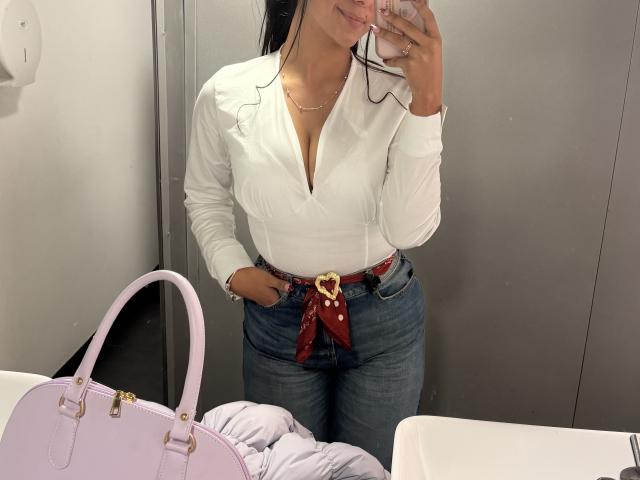SarahPrincess - Live sexe cam - 30687917