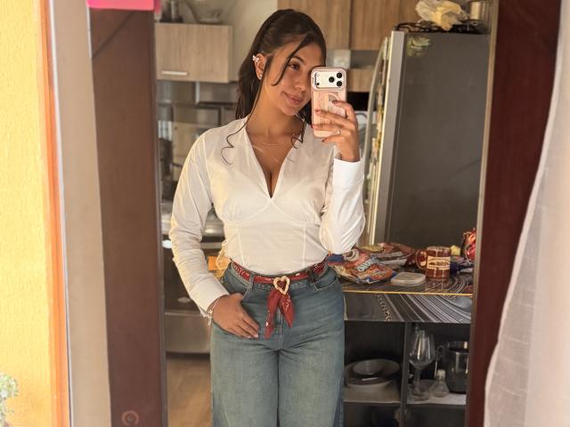 SarahPrincess - Live porn &amp; sex cam - 30687947