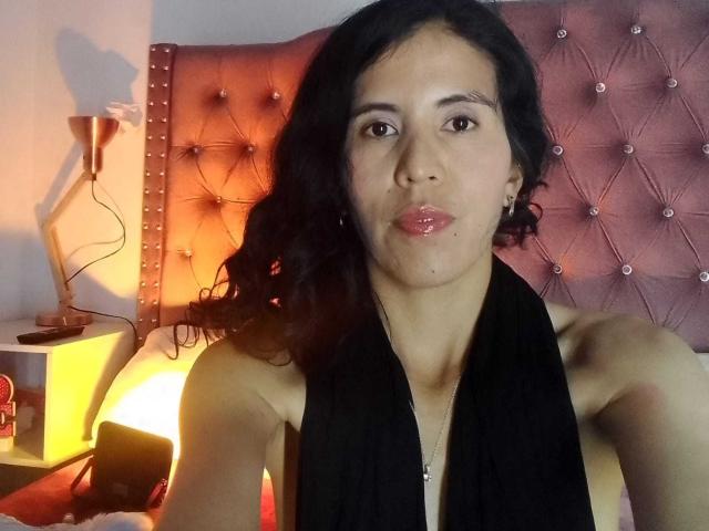 LarisaBrown - Live sex cam - 30688043