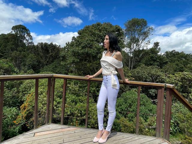 LarisaBrown - Live sex cam - 30688880