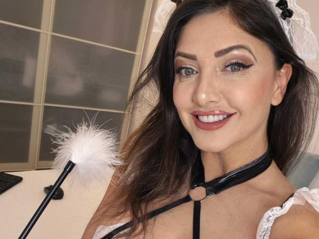 Miky69I - Élő pornó és szexkamera - 30689204