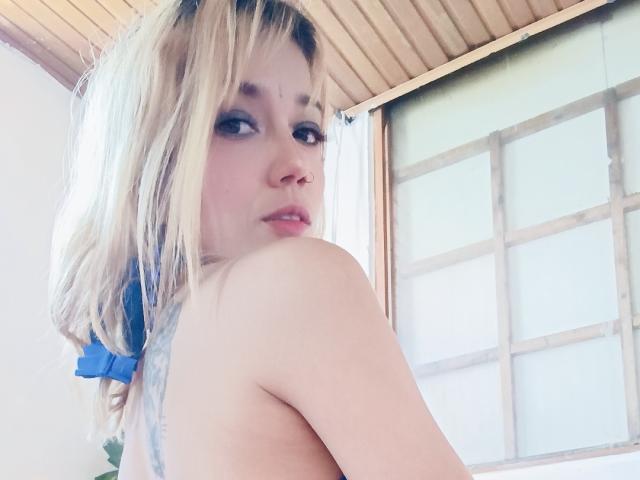 Veroo69 - Live sex cam - 30697109