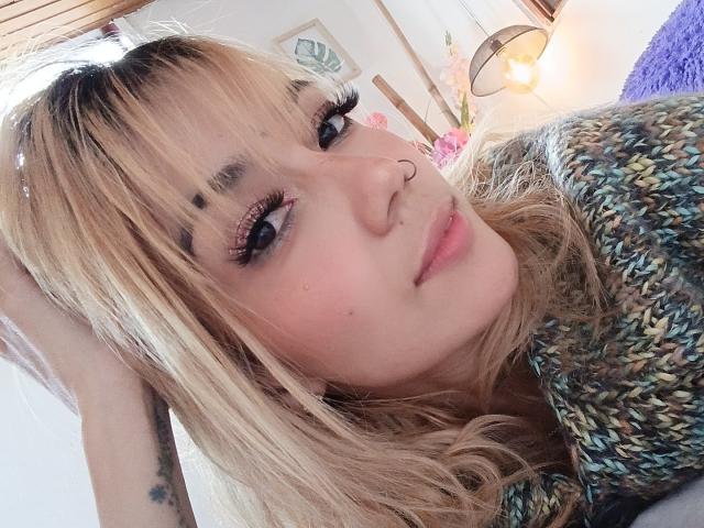 Veroo69 - Live sex cam - 30697181