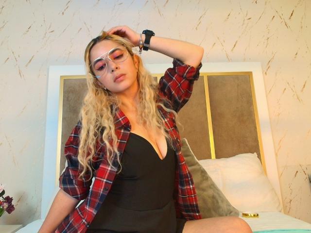 SophieTeller - Live Sex Cam - 30697640