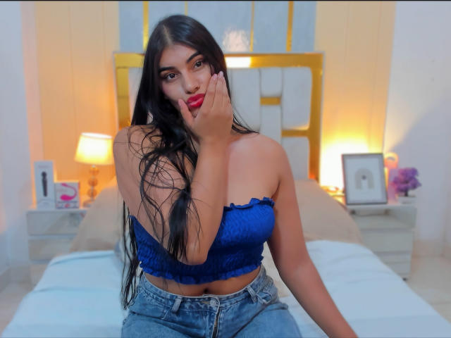 AlaraKey - Live porn &amp; sex cam - 30699797
