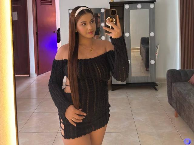 SofiaSweetty - Live porn &amp; sex cam - 30705164