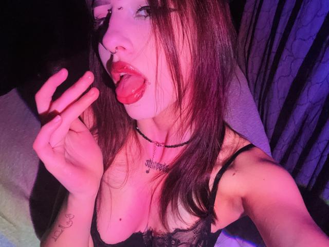SimonneBrustkern - Sexe cam en vivo - 30706352