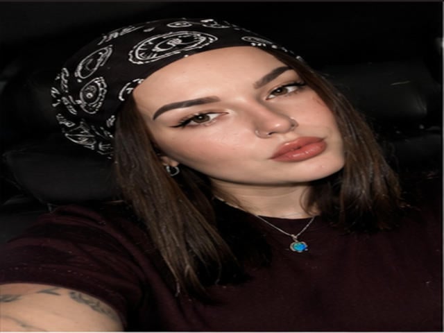 AkilahFehn - Live porn &amp; sex cam - 30711224