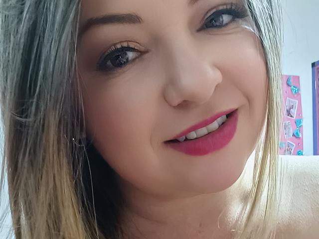 NatalyHami - Élő pornó és szexkamera - 30711407