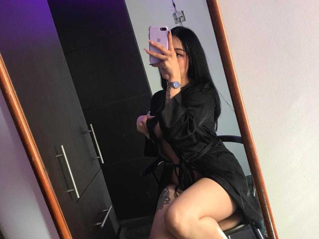 MagicBeautyHot - Live porn &amp; sex cam - 30715103
