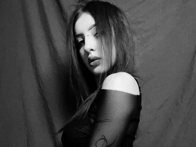 SimonneBrustkern - Sexe cam en vivo - 30715199