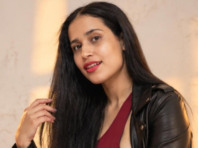 KinkyIris - Live porn &amp; sex cam - 30716810
