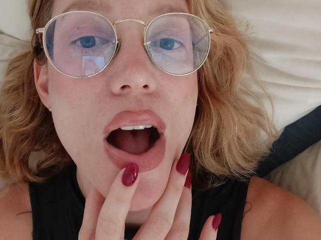 MissFrenchy - Live porn &amp; sex cam - 30718562