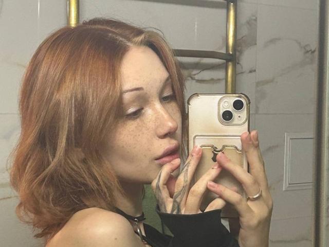AlineGossom - Live porn &amp; sex cam - 30719027