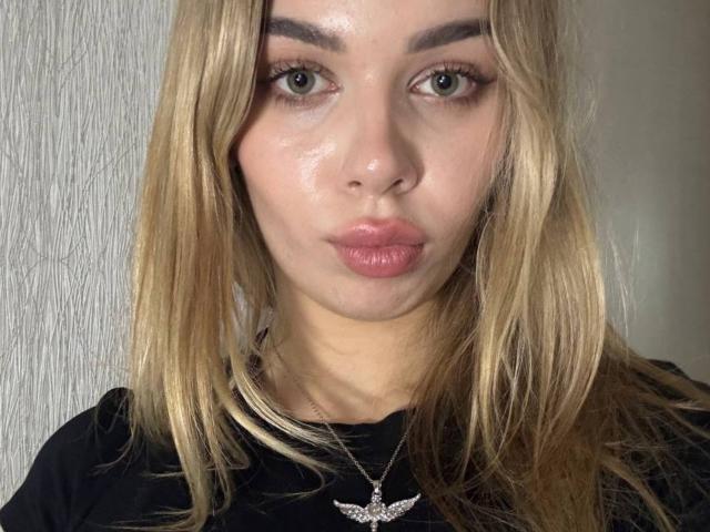 KylaHemeke - Live porn &amp; sex cam - 30723101