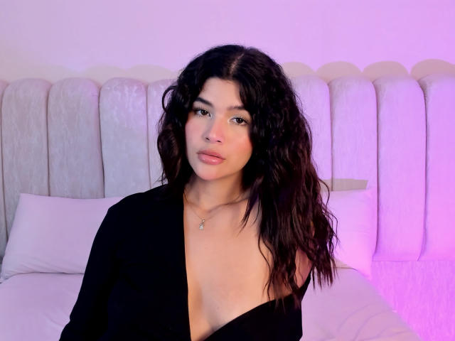 ScarlletZhen - Live porn &amp; sex cam - 30725003