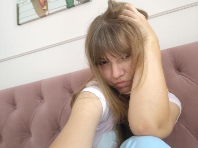 SondraCanestrini - Live sex cam - 30728792