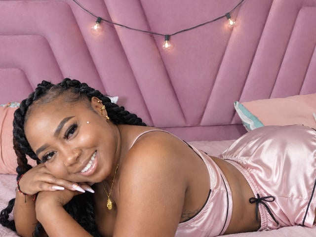DarkSkinnedTaboo - Live sex cam - 30730331