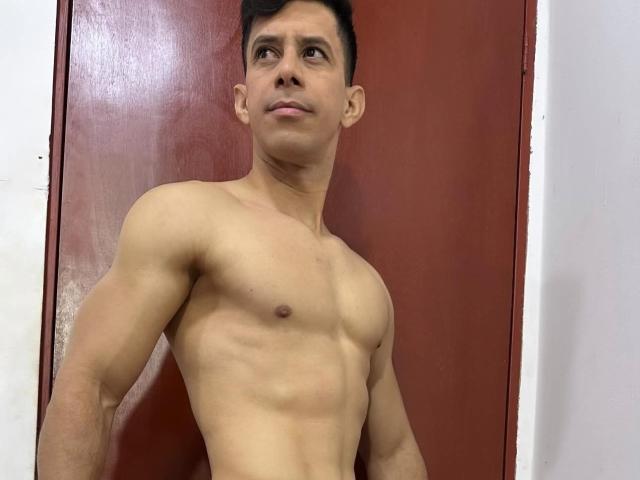 JoseRumBerotop - сексуальная веб-камера в реальном времени - 30732362