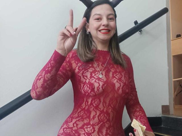 ArianaBlonde - Sexe cam en vivo - 30732440