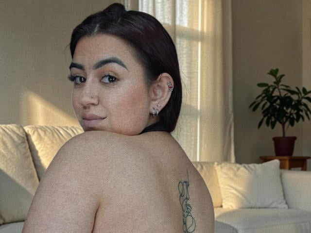 MarianaRusell - פורנו בשידור חי ומצלמת סקס - 30735533